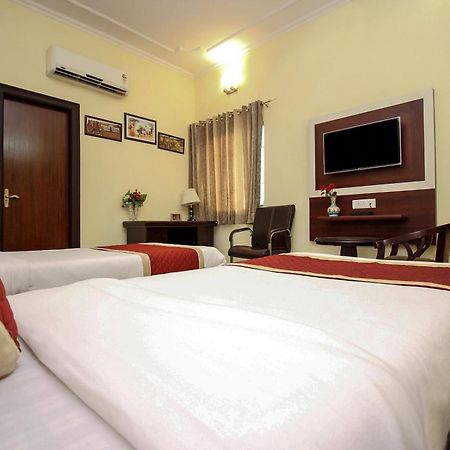 Super Hotel O Jaipur Stays Екстер'єр фото